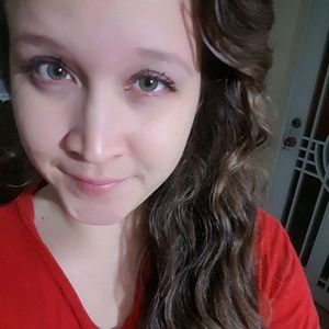 Meet your Posher, Marlane